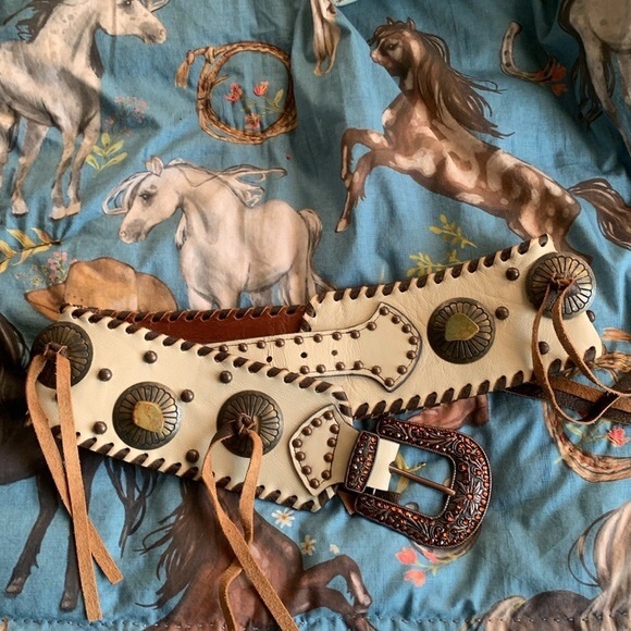 Gorgeous Kurtmen belt - Picture 7 of 8